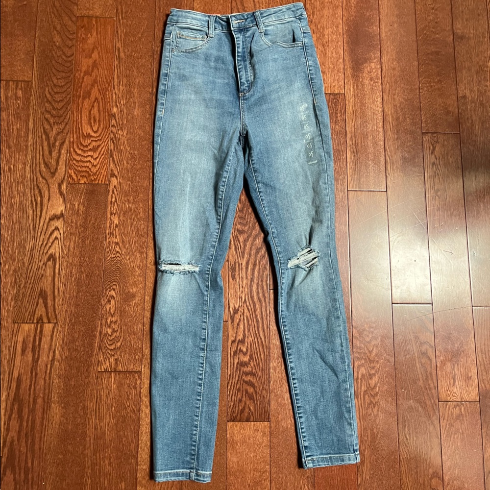 Garage Stretchy Skinny Jeans BRAND NEW